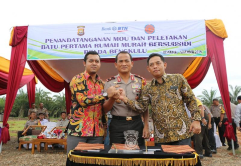 Kapolda Teken MOU dan Peletakan Batu Pertama Program Rumah Murah