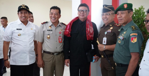 Hukum
