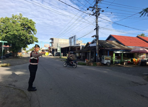 Polres Kaur Laksanakan Apel Pagi dan Turlalin di Simpang Polsek Kaur Selatan