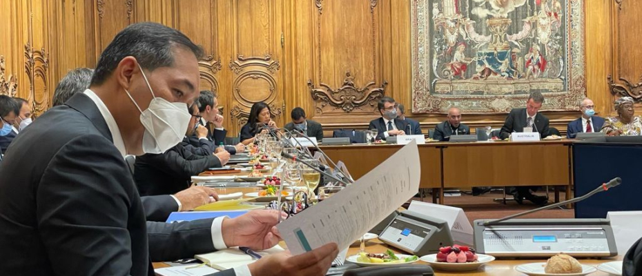Mendag hadiri pertemuan dewan Menteri OECD