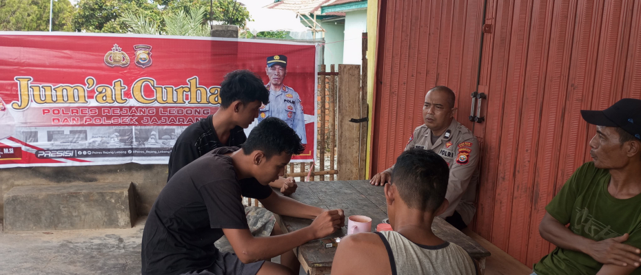 Polsek Kotapadang Ajak Warga Durian Mas Aktifkan Siskamling Lewat Jumat Curhat