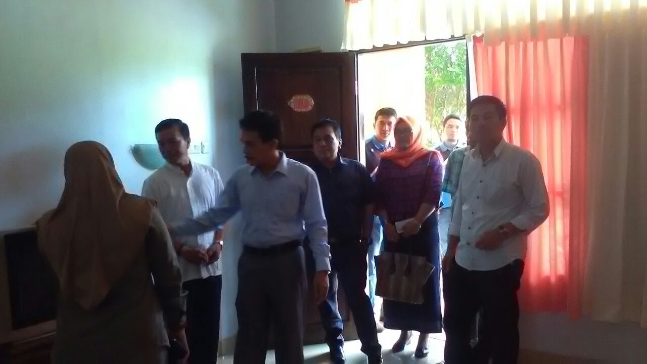 Komisi III DPRD Kota Bengkulu saat sidak ruangan Hotel Raffles City