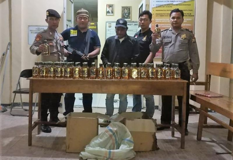 Patroli KKYD Pekat Nala, Polsek Kaur Utara Amankan Miras
