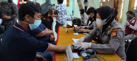 Kolaborasi Dengan Pemkab BU, PMI Gelar Serbuan Massal Vaksinasi Covid-19