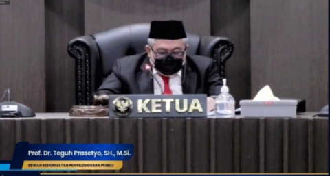 Sidang DKPP perkara Ketua KPU Kaur