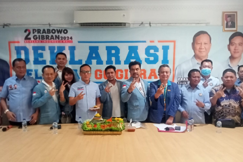3 Mobil Branding Go Gibran Resmi Dilepas Ketum Andi Bashar Didampingi Gus Din, Noel, T. Helmi dan Agustin