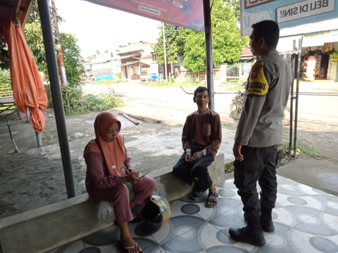 Jalin Sinergitas dalam mewujudkan Kamtibmas yang Kondusif Bhabinkamtibmas Polsek Pino Sambangi Warga Binaan 