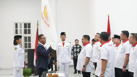 Dedy Lantik Pengurus KONI Kota Bengkulu, Harapkan KONI Makin Maju