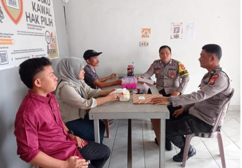 Cooling System Bhabinkamtibmas Polsek Pondok Suguh Wujudkan Pilkada Aman dan Kondusif