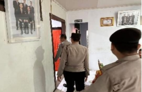 Polres Bengkulu Utara Gelar Pengamanan Kantor KPU dan Bawaslu Demi Kelancaran Pilkada 2024