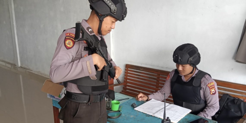 Pastikan Keamanan Jelang Pencoblosan, Polres Mukomuko Rutin Cek Gedung Logistik KPU
