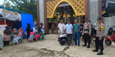 Polsek Pino Polres BS Bersinergi dengan TNI dan Stakeholder Lainnya Amankan Pemungutan dan Perhitungan Suara Pilkada 2024