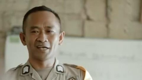 Perjuangan Bripka Syamsuddin Bangun Sekolah Gratis sampai Gadaikan Rumah  