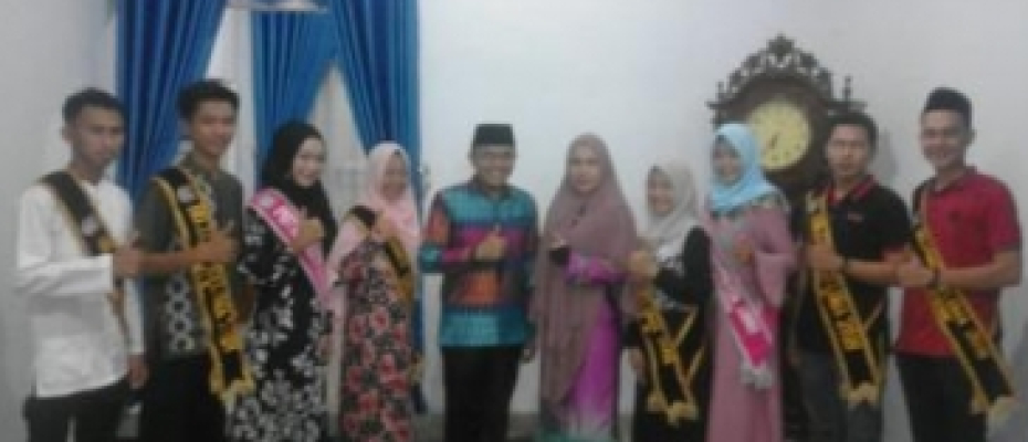foto bersama setelah selesai buka bersama