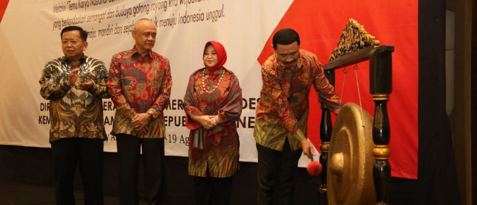 Nasional