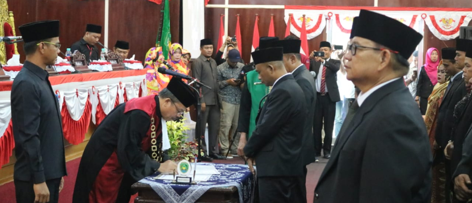 Pelantikan Anggota Dewan Terpilih Didominasi Wajah Baru