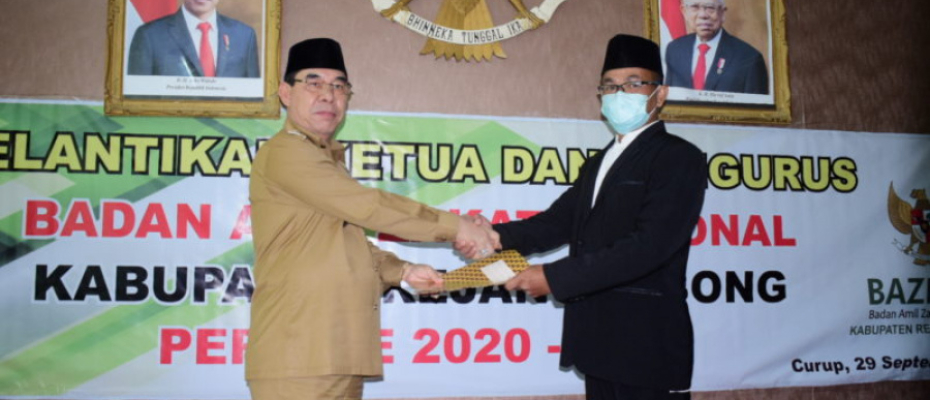 Bupati Rejang Lebong Ahmad Hijazi Lantik Ketua dan Wakil Ketua Baznas 