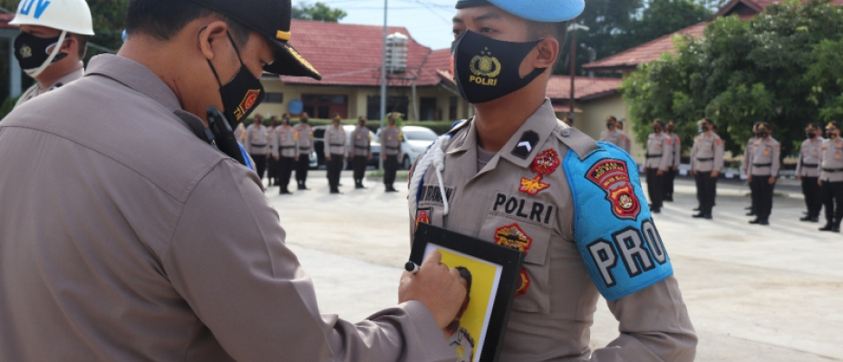 Kapolres Berhentikan  Anggota Pelanggar kode etik