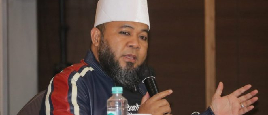 Wali Kota Bengkulu Helmi Hasan