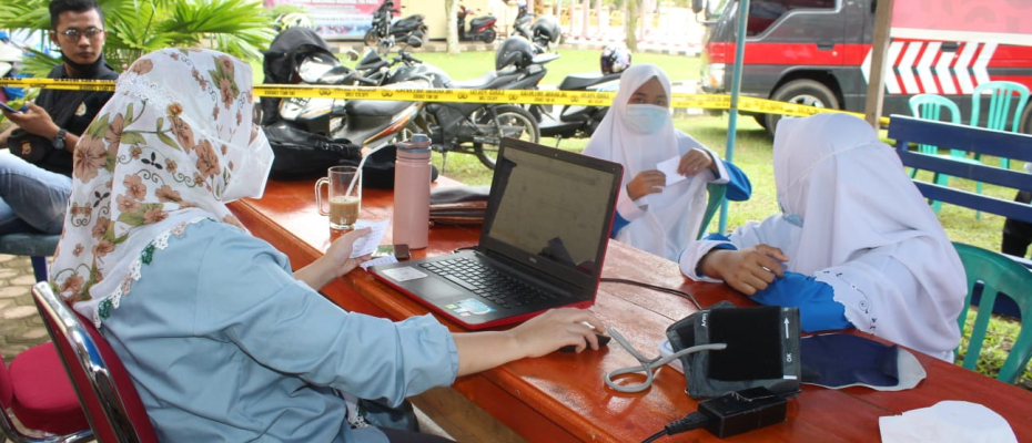 Maksimalkan Vaksinasi, Polres Mukomuko Berikan Layanan Antar Jemput