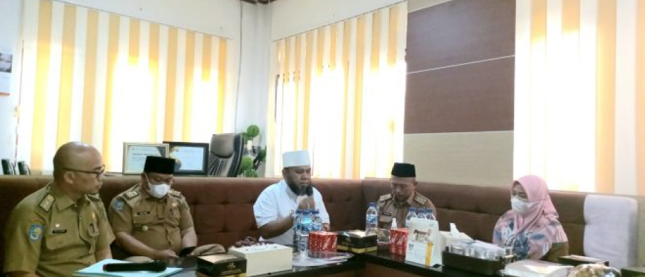 Wali Kota Bengkulu Helmi Hasan saat Sosialisasi di BPKAD ShareFacebookTwitterWhatsApp