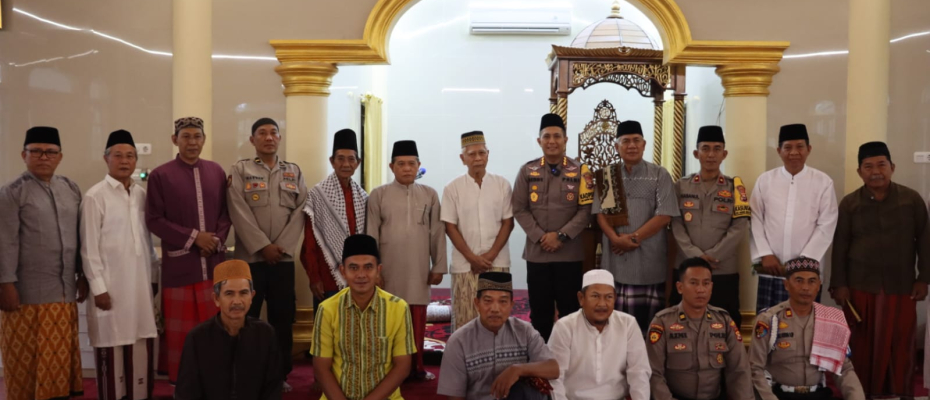 Serap Aspirasi Warga dan Sarana Cooling System, Kapolresta Bengkulu Jumat Curhat di Masjid At Taubah