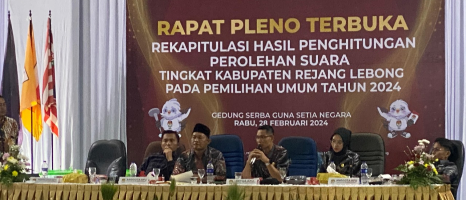Rapat Pleno KPU Rejang Lebong Dijaga Dengan Pengamanan Ketat Polres Rejang Lebong