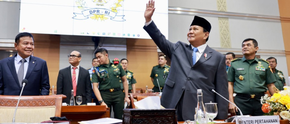 Rapat Terakhir Bersama Komisi I DPR RI, Prabowo Pamit dan Mohon Maaf 