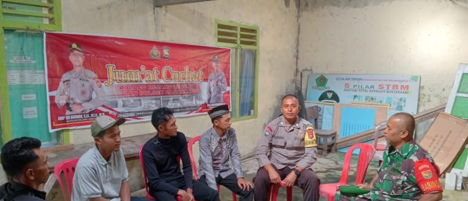 Polsek Sindang Kelingi Gelar Jumat Curhat Sampaikan Imbauan Jaga Keamanan 