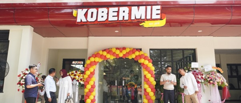 Kober Mie Membara di Tebet! Bagi Anda Pecinta Pedas Wajib Merapat