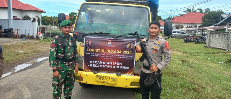 Polres Mukomuko dan Polsek Jajaran Laksanakan Pengamanan Pendistribusian Logistik Pemilu Tahun 2024 di Wilayah Kabupaten Mukomuko