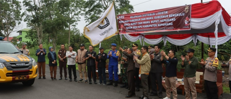 Hadiri Pelepasan Logistik Pilkada, Kapolres Kepahiang Pastikan Kemanan Pergeseran Logistik Pilkada Dari Gudang KPU Hingga Ke TPS