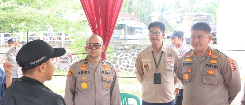 Tim Asistensi dan Pamatwil Mabes Polri Pantau Kesiapan Pengamanan di Dua TPS Kota Bengkulu