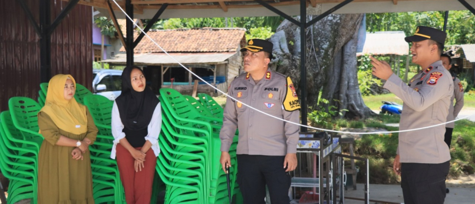 Kapolres Kaur Sambang Door to Door, Sampaikan Pesan Kamtibmas Pasca Pilkada