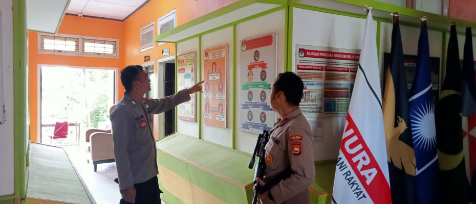 Polres Kaur Laksanakan Pengamanan Kantor KPU dalam Operasi Mantap Praja 2024