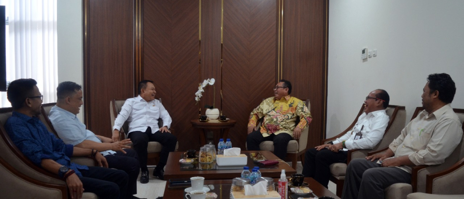 Jenderal TNI (Purn) Dudung Abdurachman Minta SMSI Terus Bergerak dan Solid