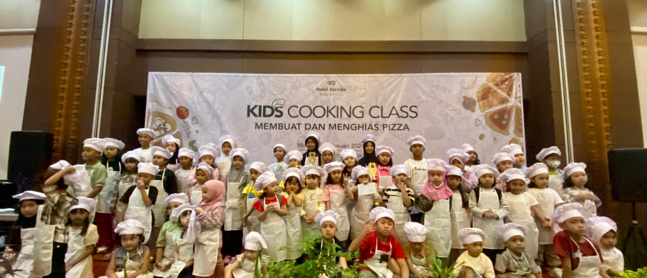 Liburan Seru dengan Kids Cooking Class di Hotel Santika Bengkulu
