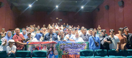Hadiri Nobar "ISTIMEWA", Kasatpol PP Kota Bengkulu: Film Ini Layak Ditonton Semua Kalangan .